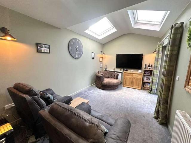 House for sale in Shaw and Crompton, Pendock