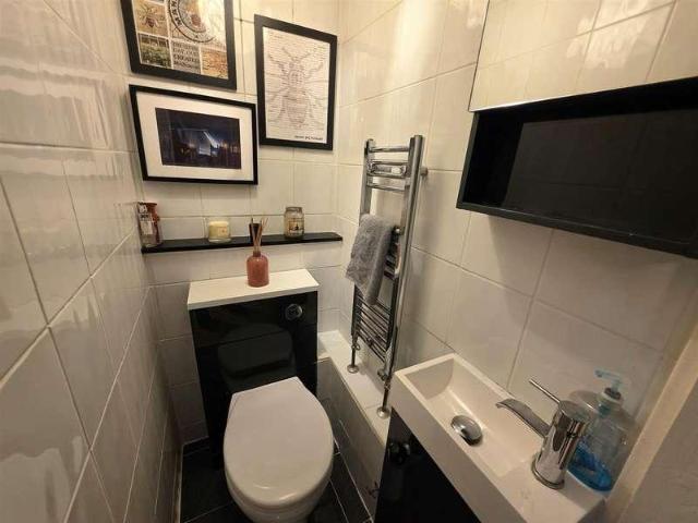 House for sale in Cheadle Hulme, Greater Manchester