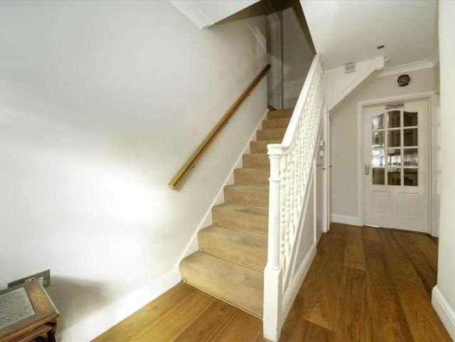 House for sale in Kingsbury, Greater London