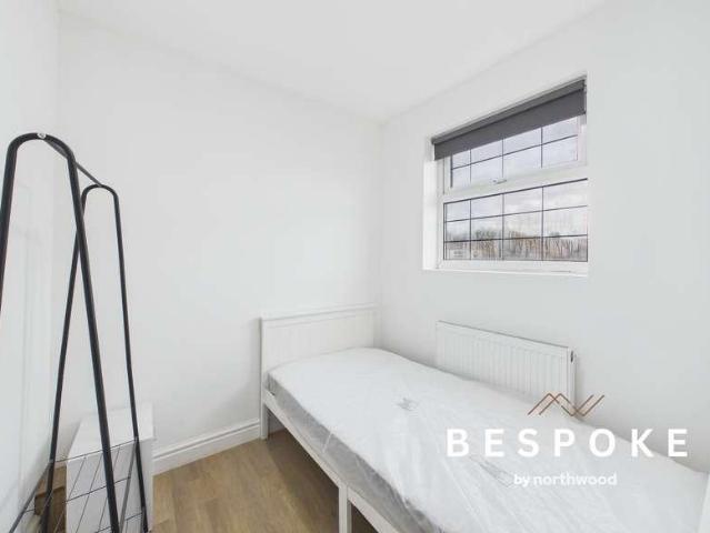 House for sale in Georgia, Greater Manchester