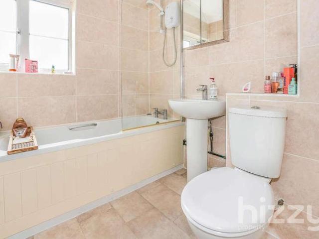 House for sale in Chelmondiston, Suffolk