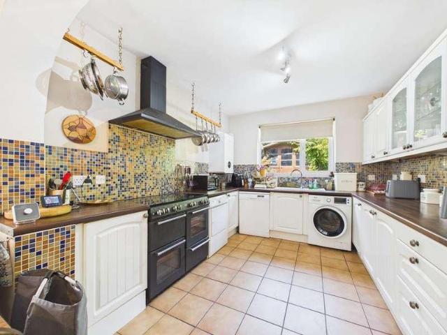 House for sale in Upton, Acol