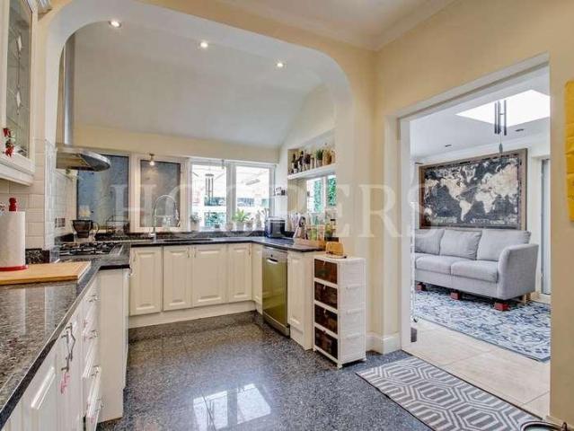 House for sale in Dollis Hill, Greater London