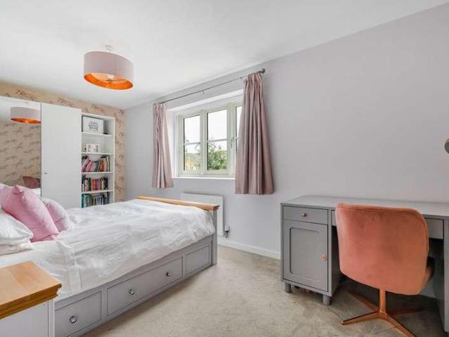 House for sale in Kemble, Cotswold