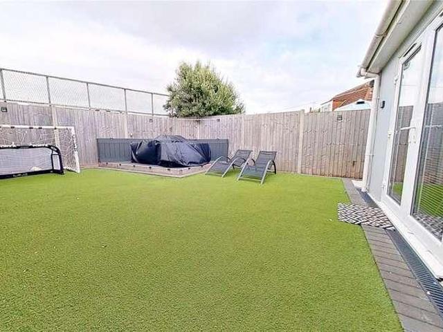 House for sale in Fishersgate, West Sussex