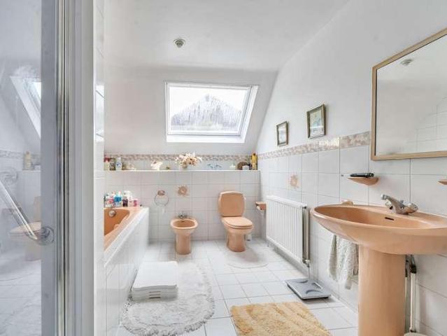 House for sale in Daws Hill, Cressex
