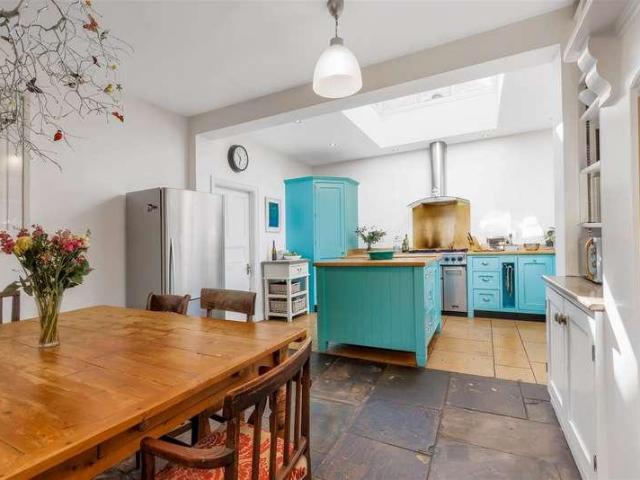 House for sale in Barford, Warwick