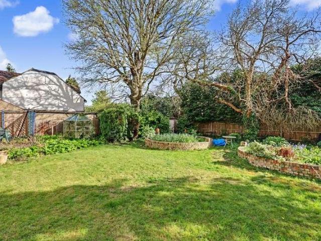 House for sale in Greater London