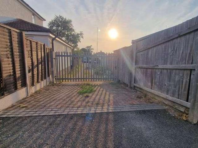House for sale in Feckenham, City Of Bristol