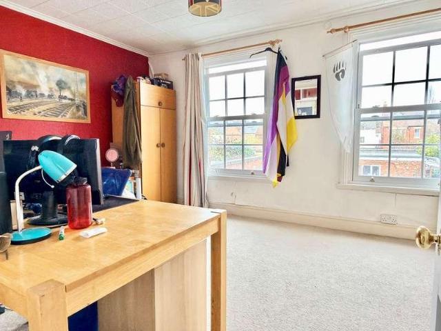 House for sale in Tewkesbury, Pamington