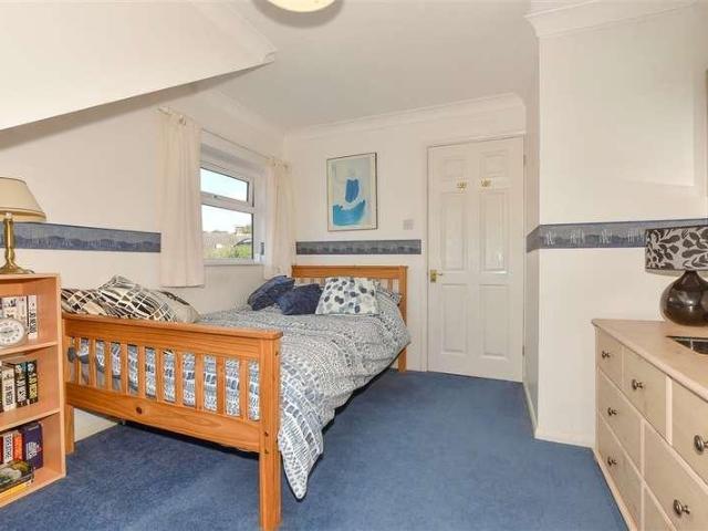 House for sale in The Bridge, Kent