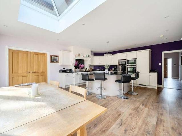 House for sale in Denham, Gerrards Cross and Chalfonts Community Board, Gerrards Cross