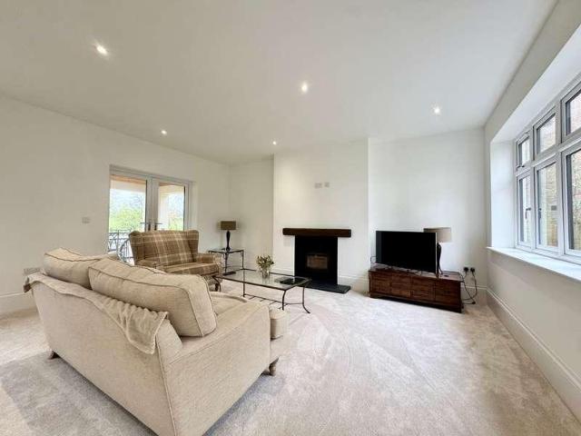 House for sale in Davenport Green, Trafford Park