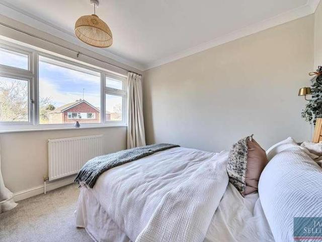 House for sale in Stanford On Avon, Leicestershire