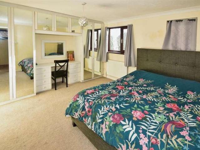 House for sale in Fairlop, Greater London