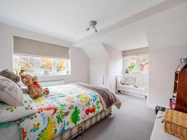 House for sale in Chalfont St. Peter, Denham