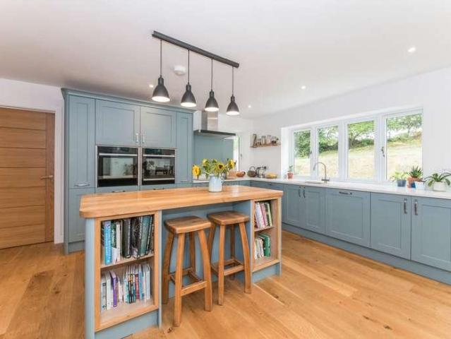 House for sale in West Hill, Budlake