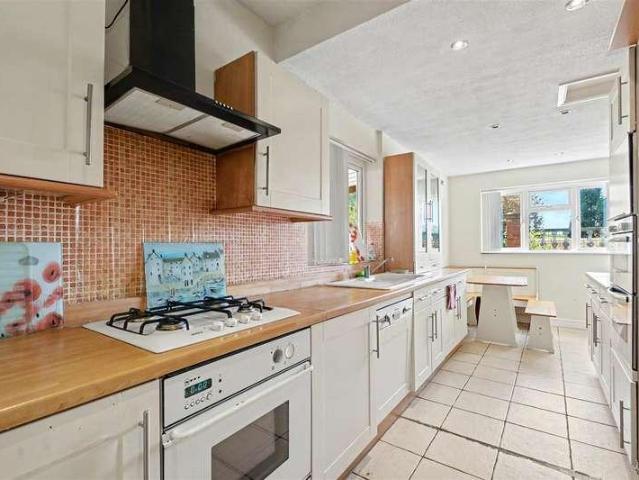 House for sale in Gedling, East Midlands