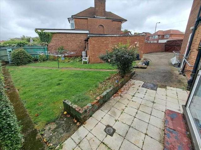 House for sale in Kingsbury, Greater London
