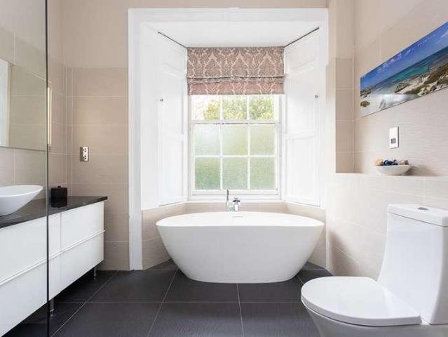 House for sale in Helensfield, Scotland