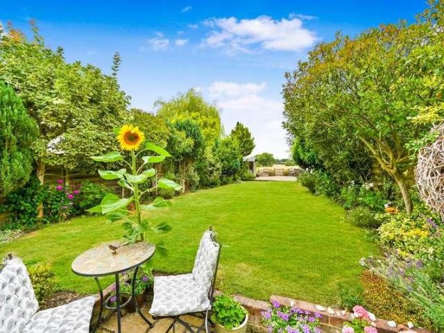 House for sale in Great Easton, Duton Hill