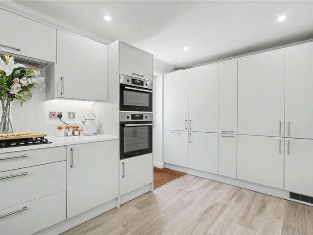 House for sale in Lingwood and Burlingham, Crostwick