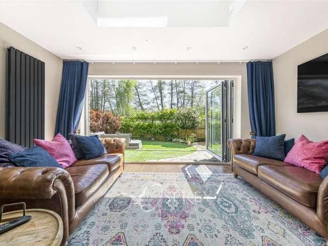 House for sale in Oundle