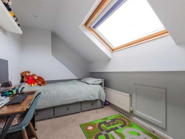 House for sale in Penylan, Falcon Lodge