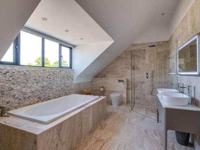 House for sale in Clwyd
