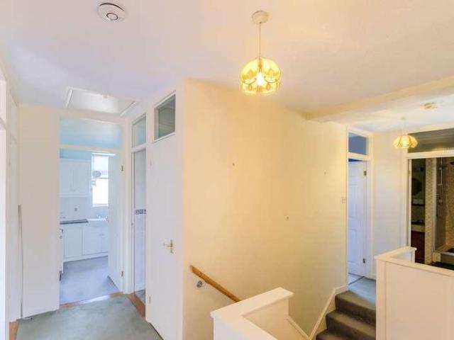 House for sale in Barton In Fabis, East Midlands