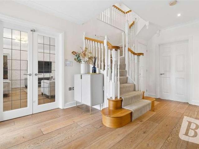 House for sale in Emerson Park, Greater London