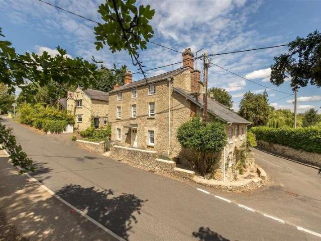 House for sale in Evershot, Oxfordshire