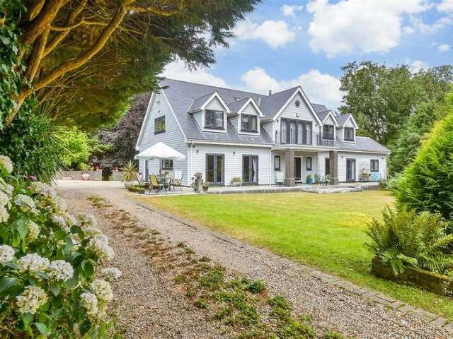 House for sale in Ash, Kent