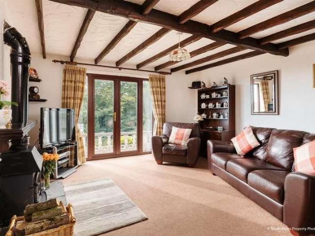 House for sale in Michaelston-le-pit, Wales