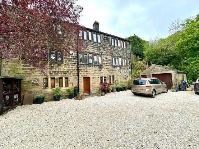 House for sale in Lumbutts, Todmorden