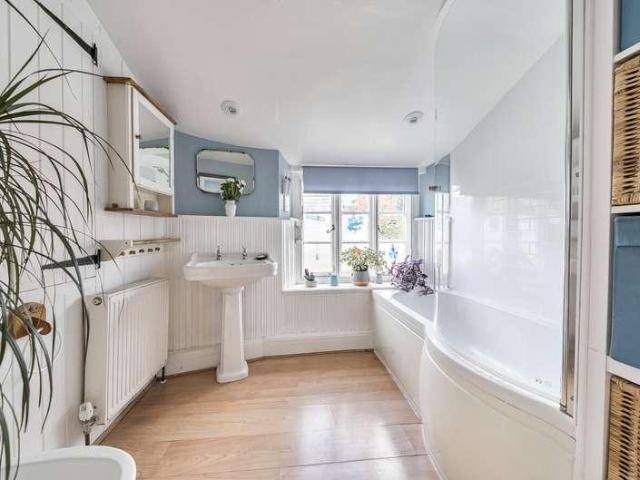 House for sale in Somerset