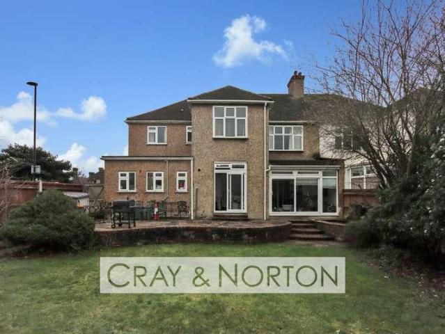 House for sale in London Borough of Croydon, Addiscombe