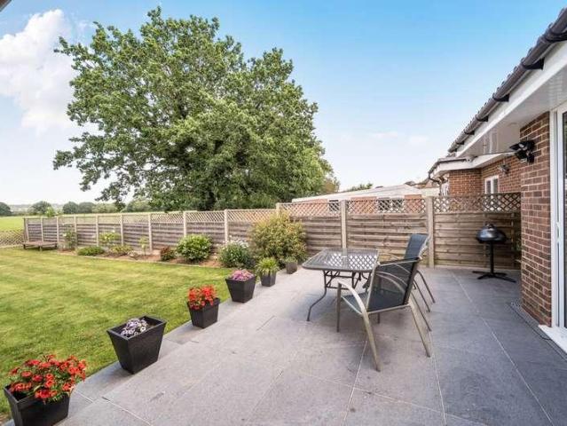 House for sale in Pinner, Greater London