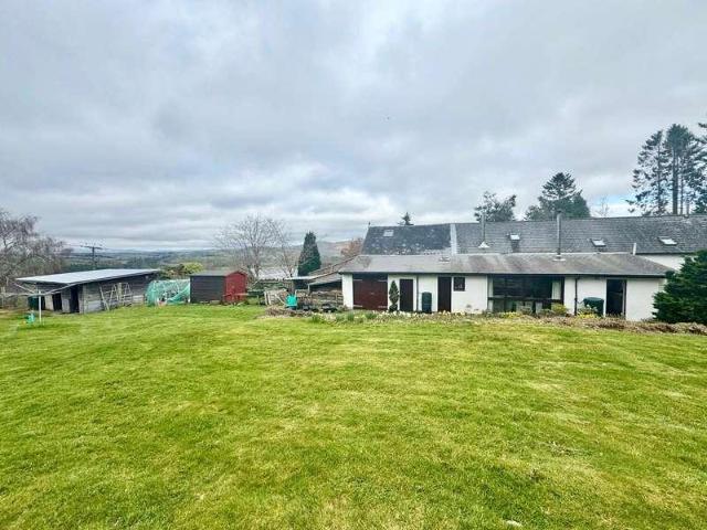 House for sale in Neuadd-Isaf, Maesmynis