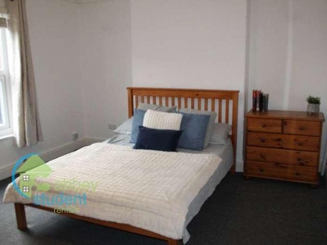 House for sale in Northgate Village, Two Mills