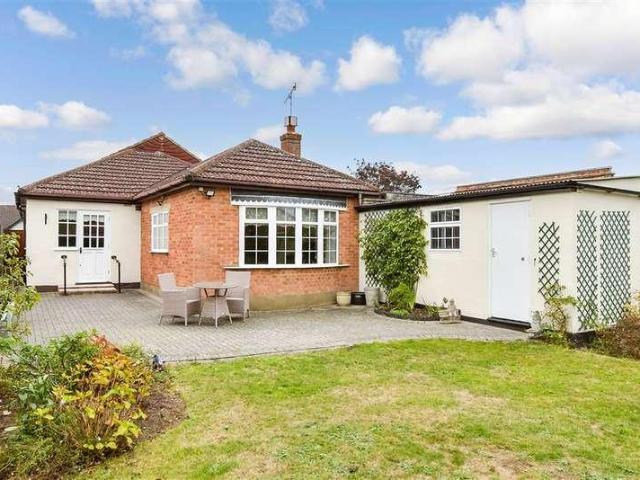 House for sale in London Borough of Havering, Greater London