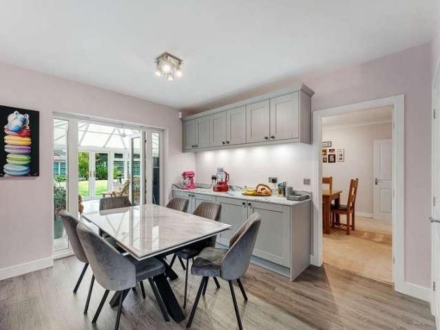 House for sale in Widnes, Upton