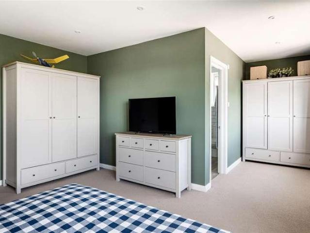 House for sale in Perryfields, West Sussex