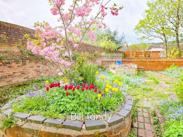 House for sale in Chadsmoor, Staffordshire