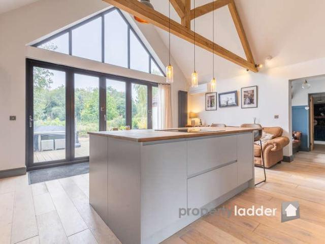 House for sale in Crostwight, Comers