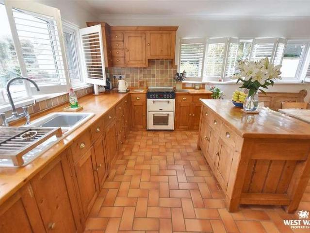 House for sale in Middle Mill, Wales