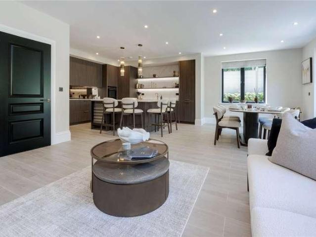 House for sale in Battlers Green, Hertsmere
