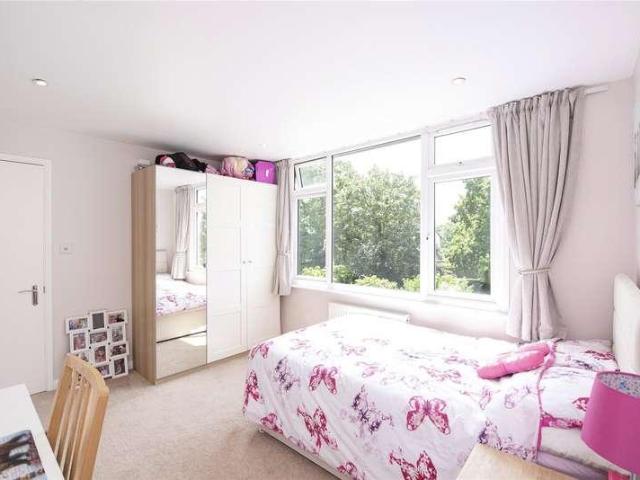 House for sale in Brentham Garden Suburb, Greater London
