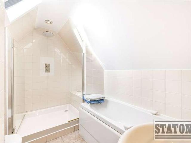 House for sale in Cockfosters, Greater London