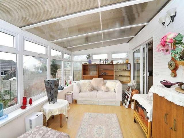 House for sale in Hawthorn, Tonteg